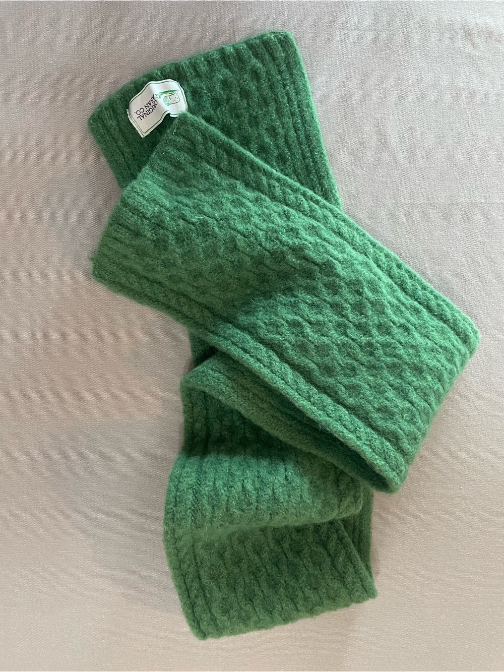Original Aran Co Merino Wool Green Cable Knit Scarf